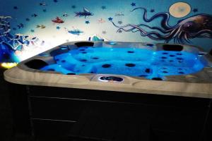 LOGEMENT ATYPIQUE BIEN ETRE AU CŒUR DE LA NATURE Apartments, Quimper