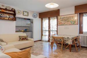 Maranta Apartment, Aprica
