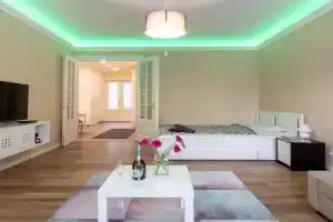 Nice and cozy apartment next to the Parliament, Budapest