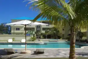 Lovely apartment in Flic en Flac, close to the lovely beach and all amenities, Flic-en-Flac