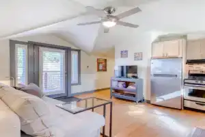 Upscale NE Guesthouse, Portland