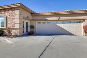 Indio Casita 2 Mi to Coachella and Stage Coach! Villa, Indio