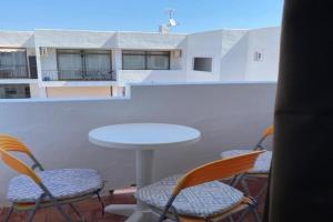 Gecko Blue, ET - 75 PL Apartments, Es Pujols