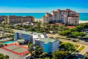 Renovated Condo Offering Free Beach Access Apartments, Marco