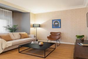 Rafael Apartment by Olala Homes, Cornella de Llobregat