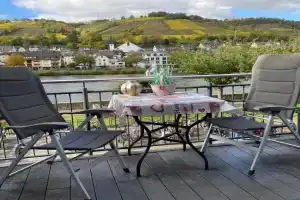 Fewo Helene im Haus Moselwelt Apartments, Zell an der Mosel