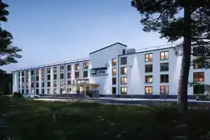 Platzhirsch Living Hotel, Kelsterbach