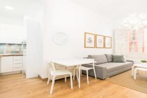 Suite Homes Uncibay Square Apartments, Malaga