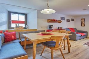 Appartement zum Turm Top 4 Apartments, Saalbach