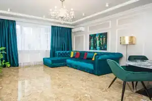 Luxury for business & pleasure Royal 1 Apartments, Kiev