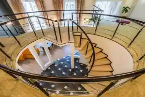 Roskoshnaya dvuhurovnevaya , ul. Mihaylovskaya Apartments, Kiev