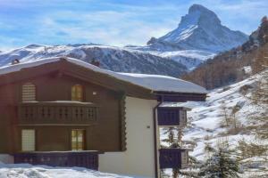 Apartment Haus Chatillon by Interhome, Zermatt