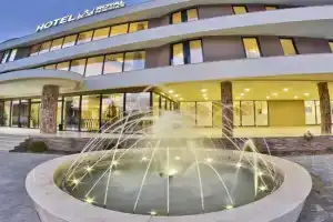 Royal Residence Hotel, Cacak