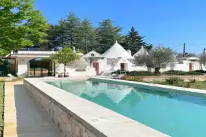 Trullo Panna Fragola - Exclusive four bedroom Villa & Private pool, Martina Franca