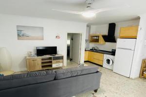 Apartamento Conil Playa & céntrico, con Aire Acond y WIFI -SOLO FAMILIAS Y PAREJAS-, Conil de la Frontera