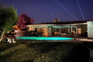 Casa Requesens, freiligendes , komplett erschlossen, Empuriabrava