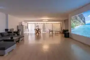 Cinema Zeus Studios - by Avelink, Spata