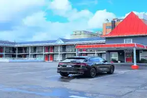 Choice Inn by the falls, Niagara Falls
