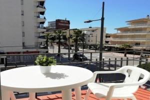 Trill Noray apartamentos, L'Estartit