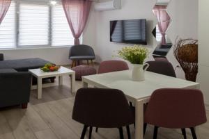 SOS CoMFORT Apartments, Bourgas