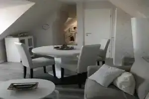 Ferienwohnung Kuhn GbR - Whg 5 - Unner de Dack Apartments, Heiligenhafen