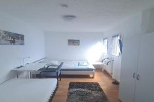 Wohnreich Zentral - Wohnung in 4OG - Zimmer in 2er WG Apartments, Neu-Ulm