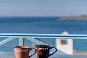 Waterview Apartments, Kinion