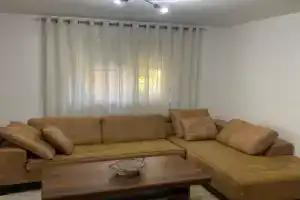 Apartman 02, Bar