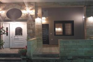 Evdokia's Apartments and Rooms, Neos Marmaras