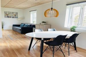 aday - Nice and cozy place Apartments, Aalborg