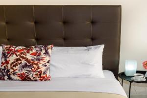 Room 25, Chania Town