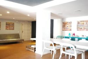 ese&uve alojamientos Apartments, Almeria