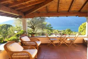 Casa Intignano - Camera con bagno e portico vista lago, Tremezzo