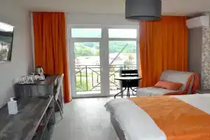 Village apartments, Polyana