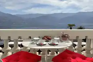 Larius Apartment, Carate Urio