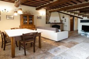 La Stalla de La Costa Apartments, Asciano