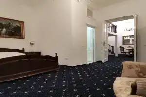 Weiss Little Palace Apart-hotel, Brasov