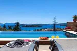 Villa Kallisto, Nydri