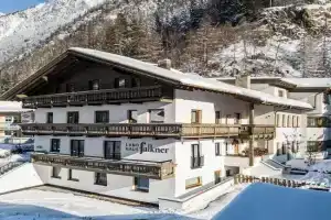Apartment in near Giggijochbahn, Solden