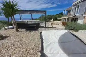 Villa Stjepan Exclusive, Zavala