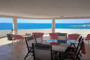 Villa Magia sul Mare, Kozino