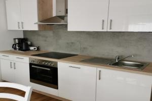 Appartements Told Elisabeth Apartments, Fuegen