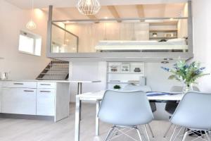 Full of light central apartment overlooking Jungfrau mountain, Interlaken