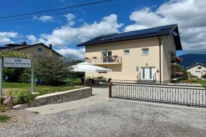 Katarica Guest house, Korenica