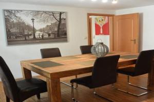 Direkt im Herzen von Wohnung S9 mit 115qm und großem Balkon Apartments, Bayreuth
