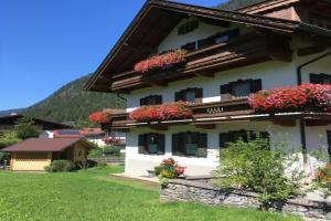 Pension Eberharter, Mayrhofen