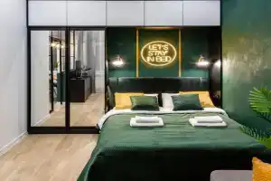 Emerald Lux Apartment. LiveInLviv, Lvov