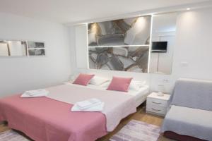 Cozy Apartment Honeymoon & Free Parking Available P&R, Split