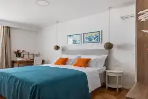 Promenade Room ****, Split