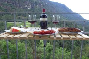 AltaValle Holiday Home, bilocale LIME e monolocale PINK, Chiesa in Valmalenco